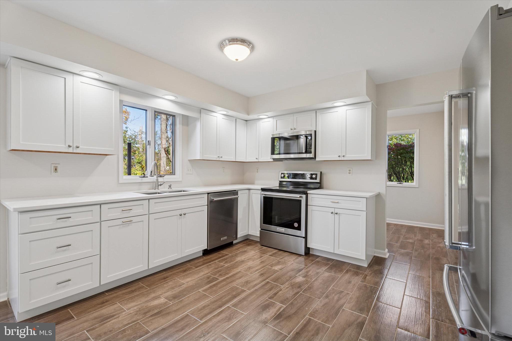 GWYNEDD KNOLL - Residential