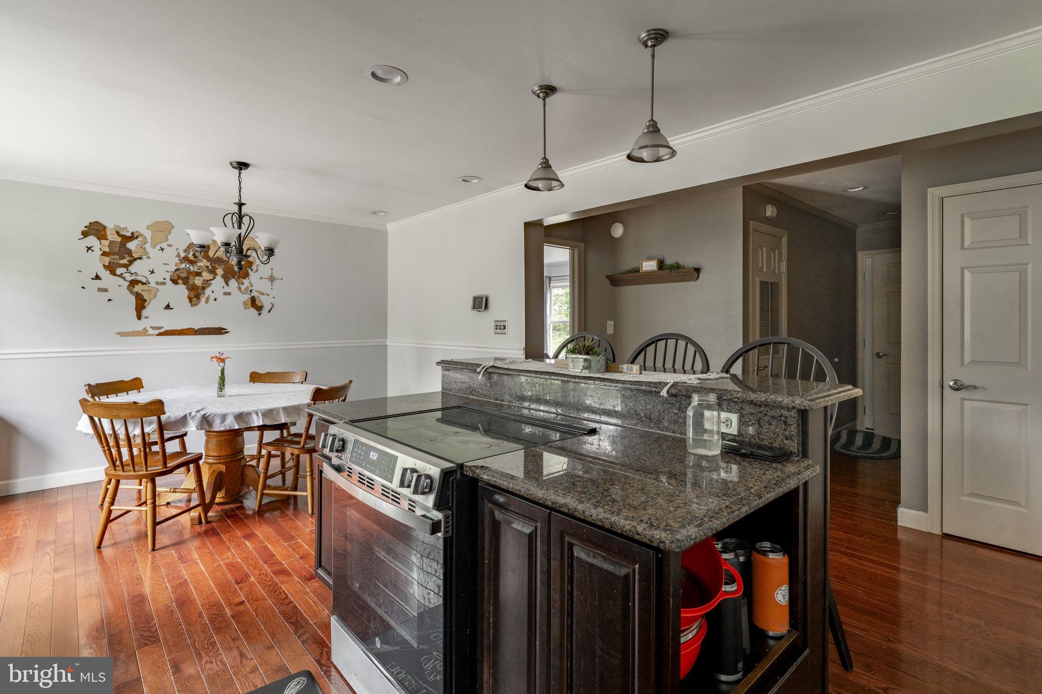 SOUTH LONDONDERRY - Residential