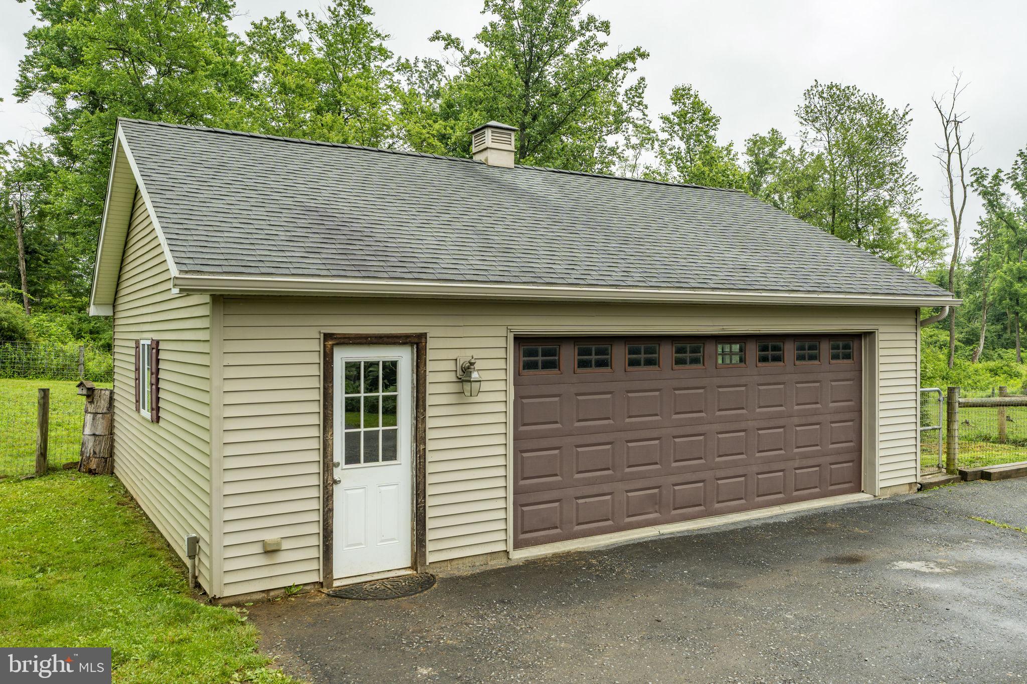 SOUTH LONDONDERRY - Residential