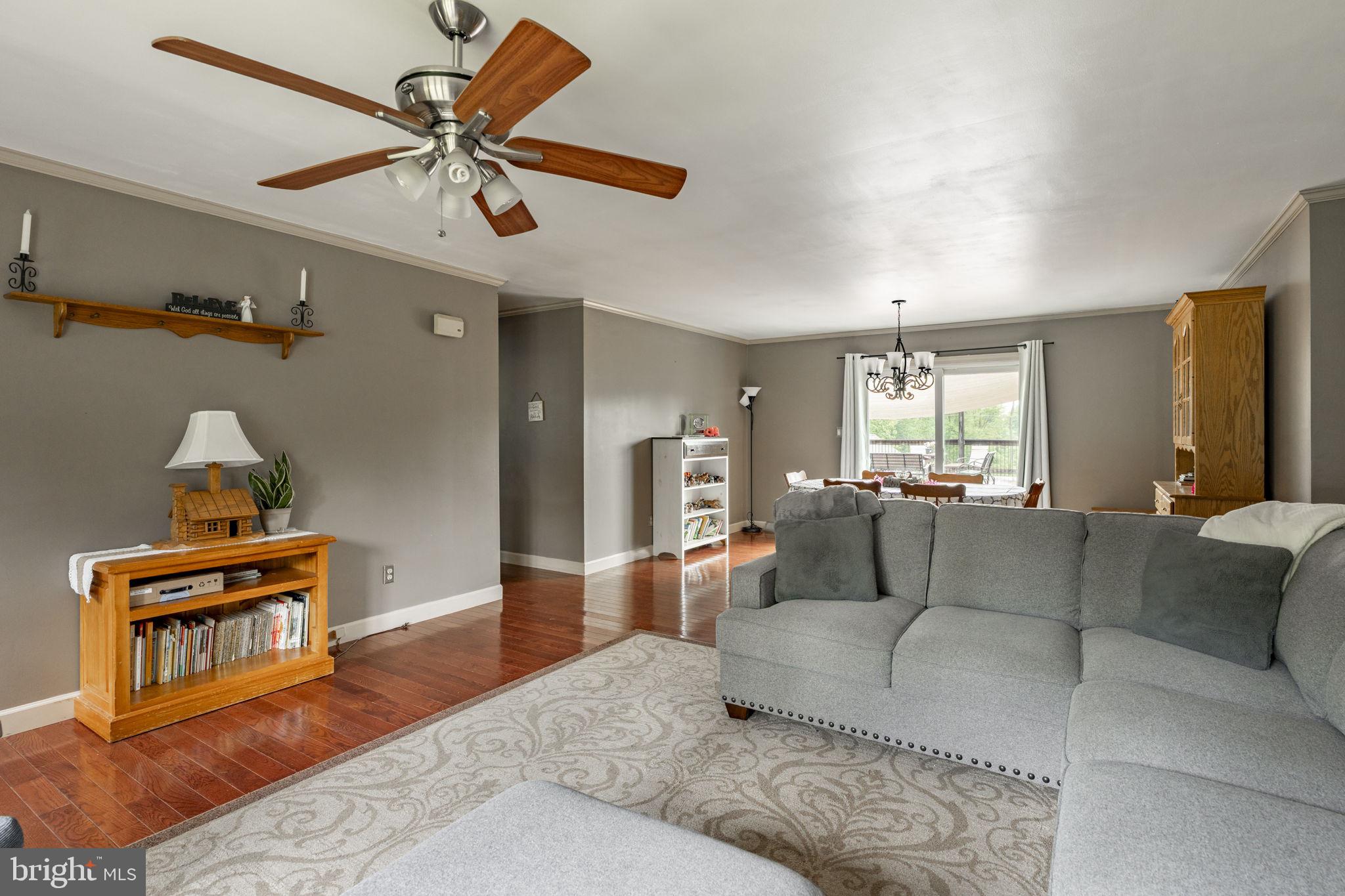 SOUTH LONDONDERRY - Residential