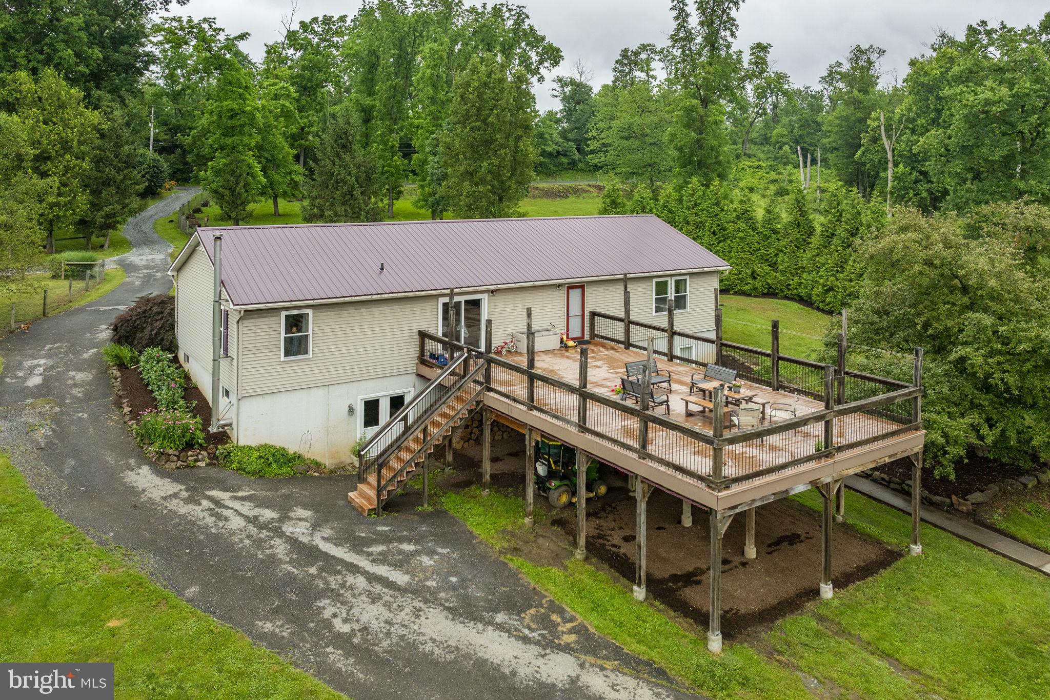 SOUTH LONDONDERRY - Residential