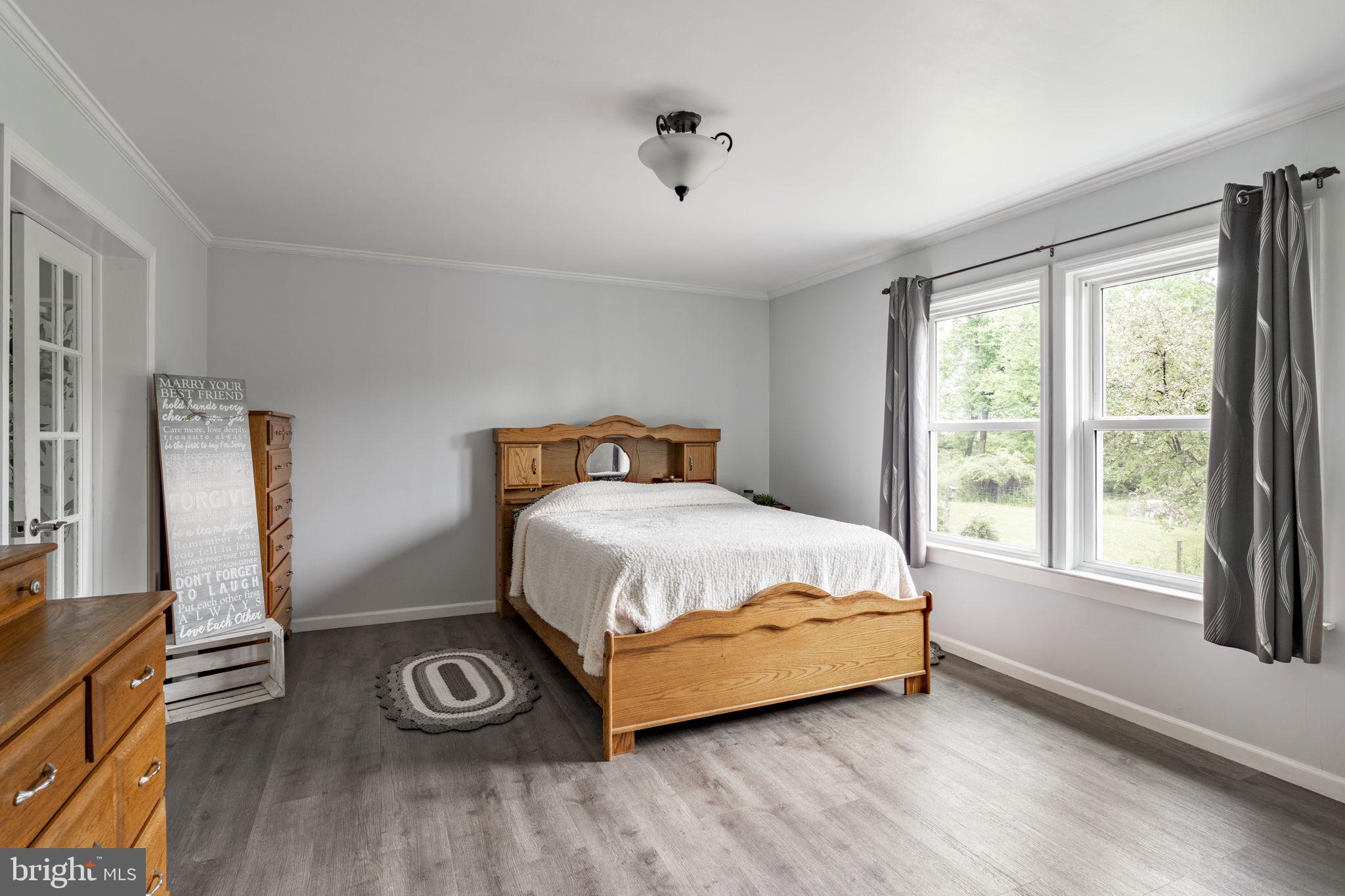 SOUTH LONDONDERRY - Residential