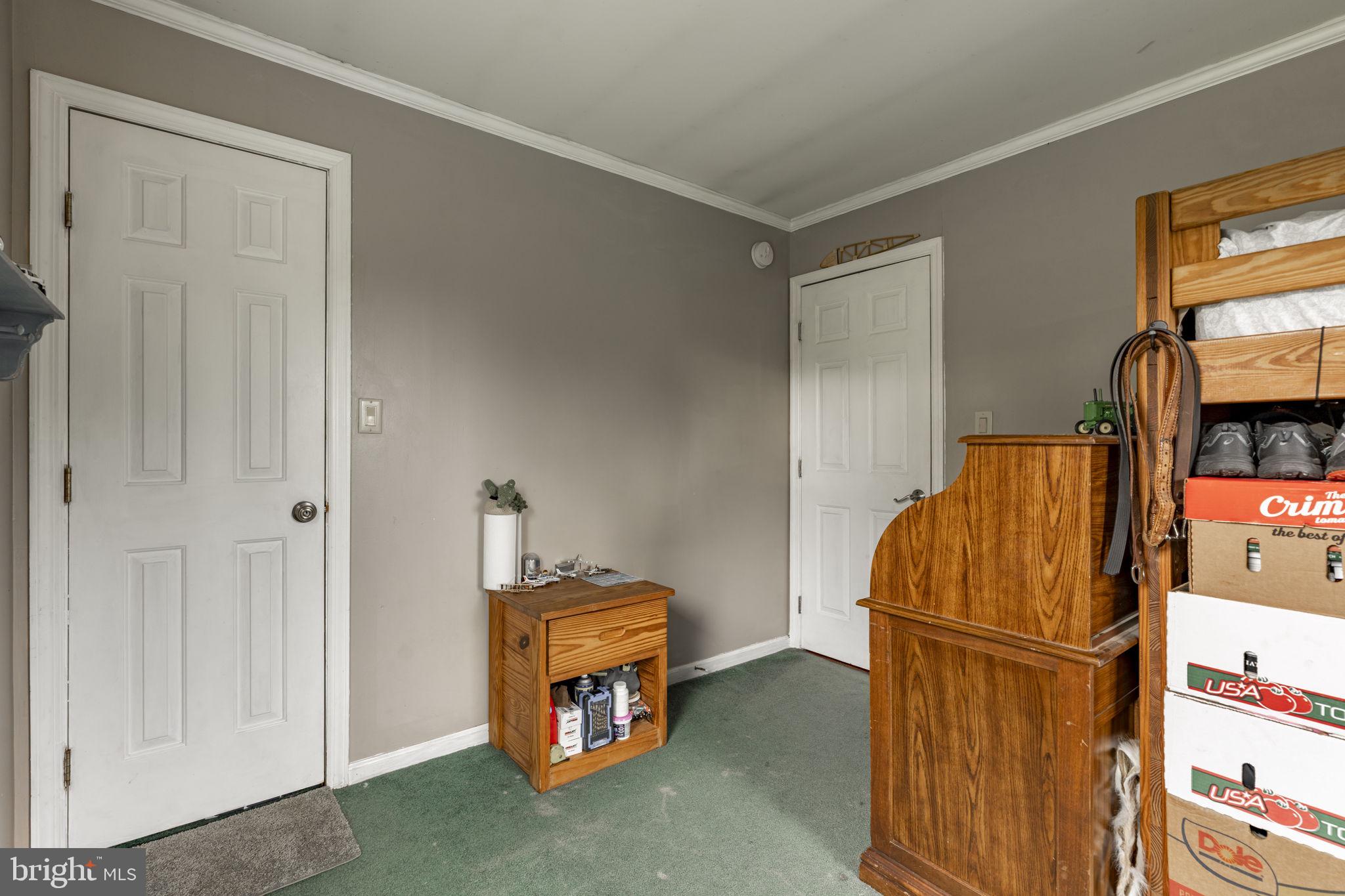 SOUTH LONDONDERRY - Residential