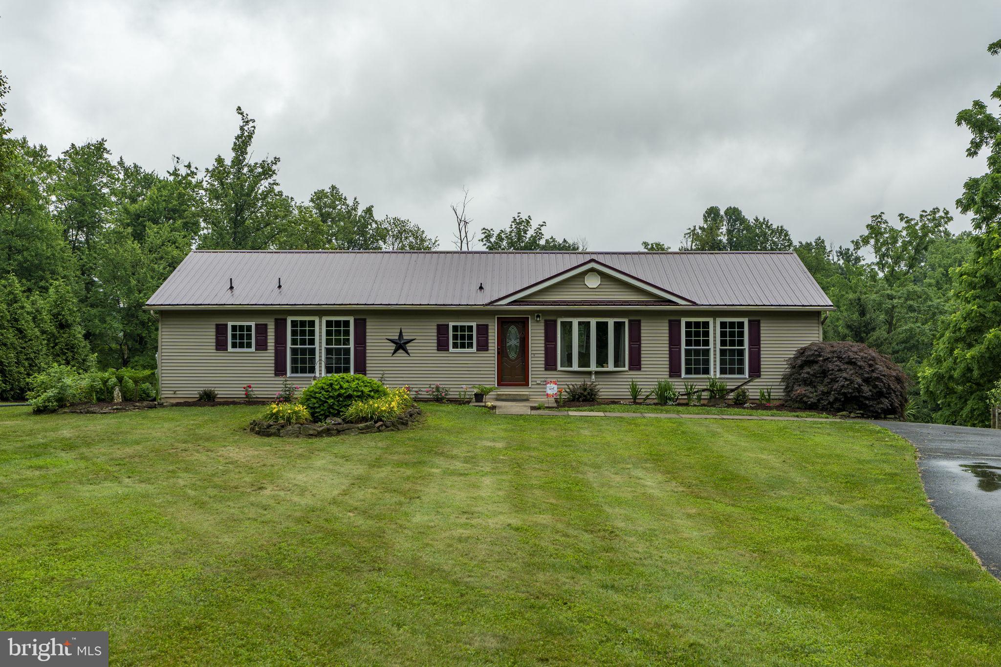 SOUTH LONDONDERRY - Residential