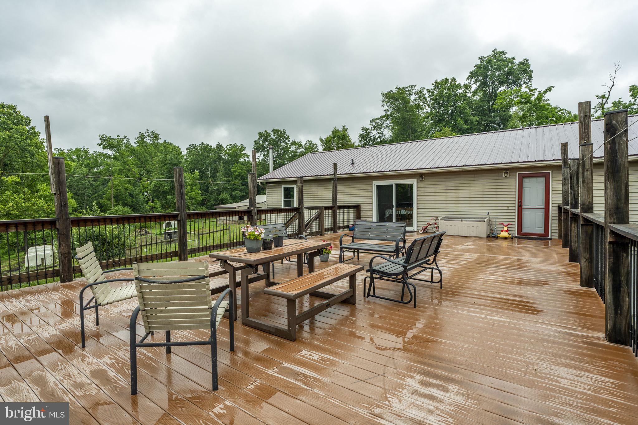 SOUTH LONDONDERRY - Residential