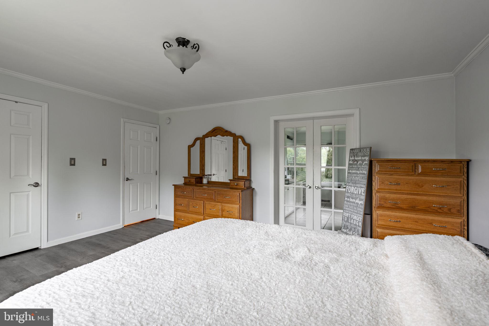 SOUTH LONDONDERRY - Residential