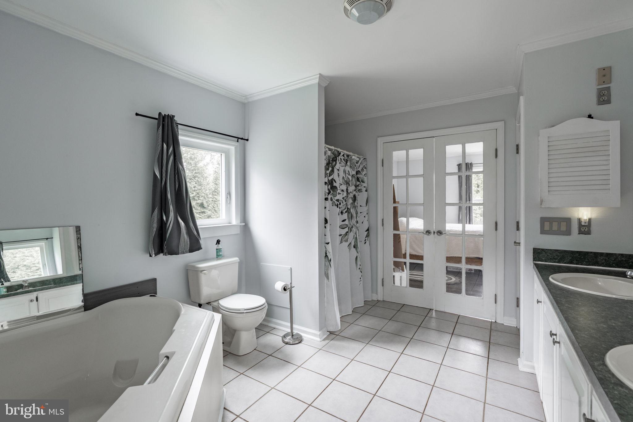 SOUTH LONDONDERRY - Residential