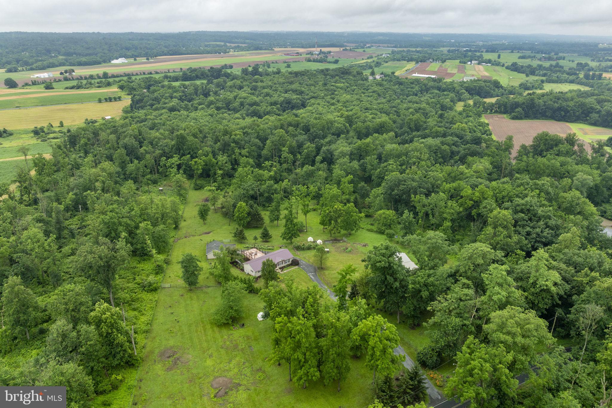SOUTH LONDONDERRY - Residential