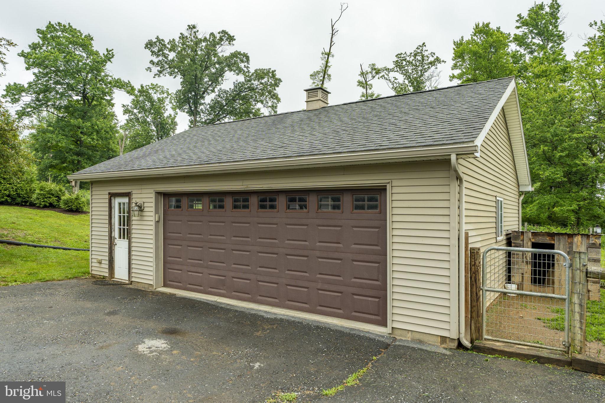 SOUTH LONDONDERRY - Residential