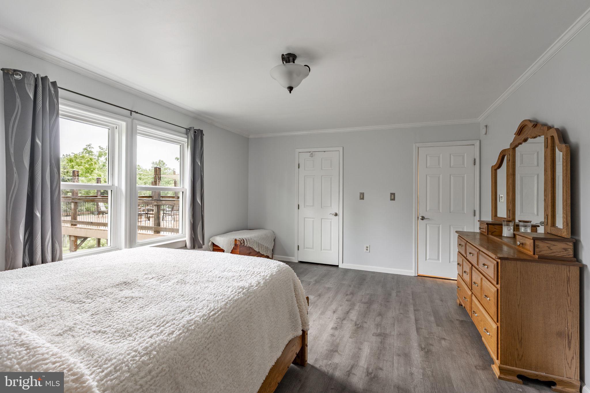 SOUTH LONDONDERRY - Residential