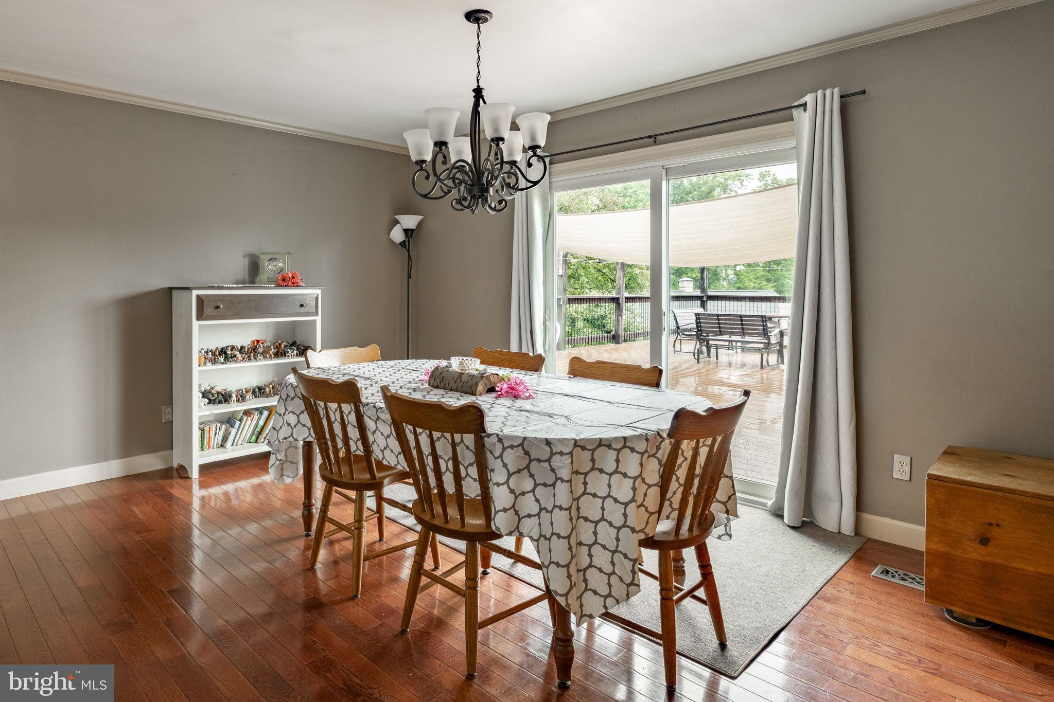 SOUTH LONDONDERRY - Residential