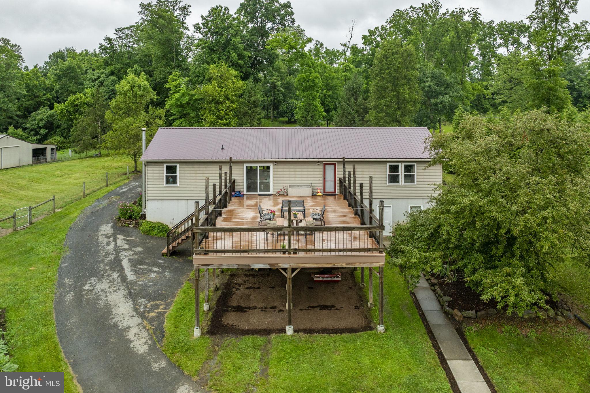 SOUTH LONDONDERRY - Residential