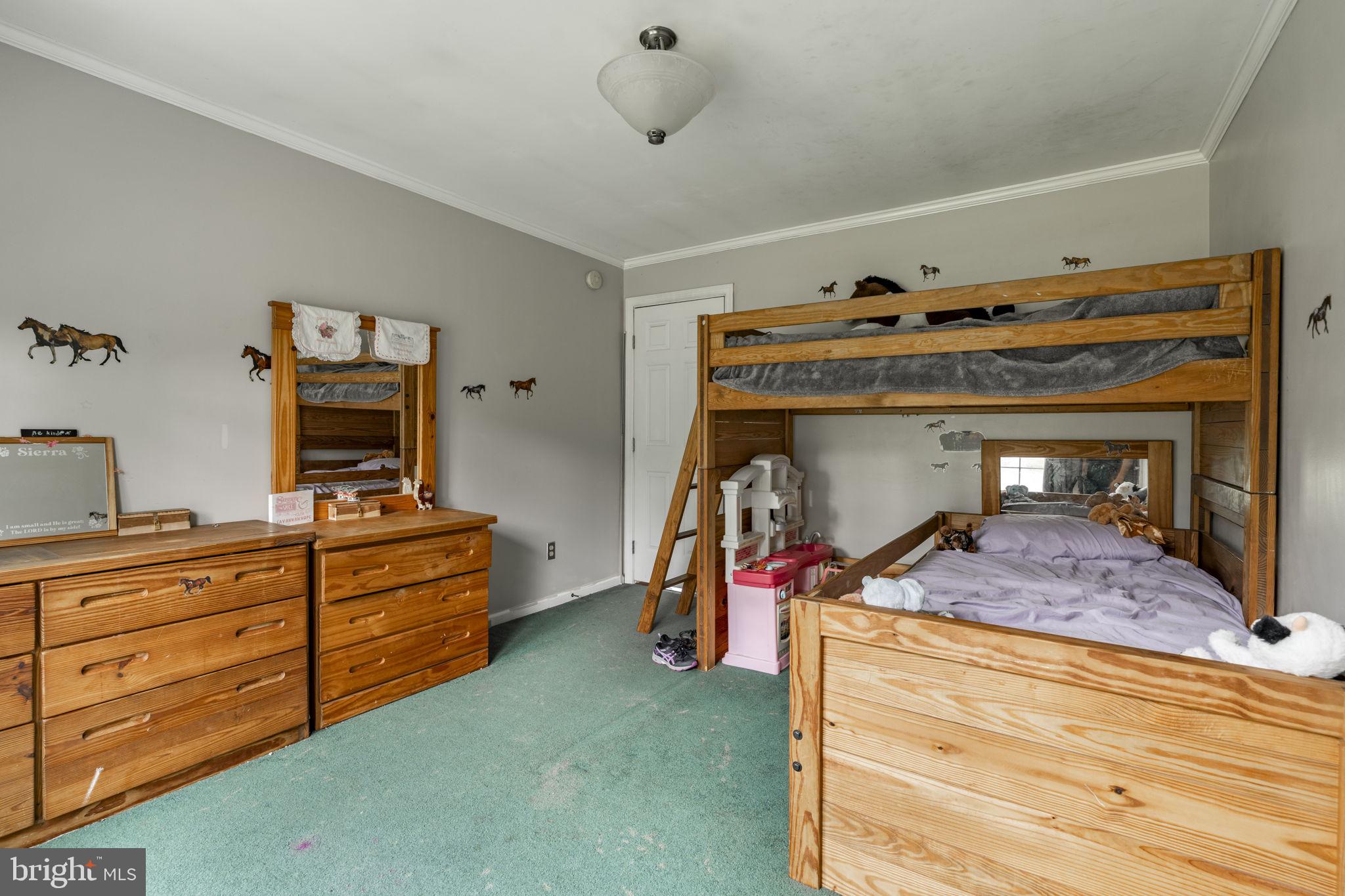 SOUTH LONDONDERRY - Residential