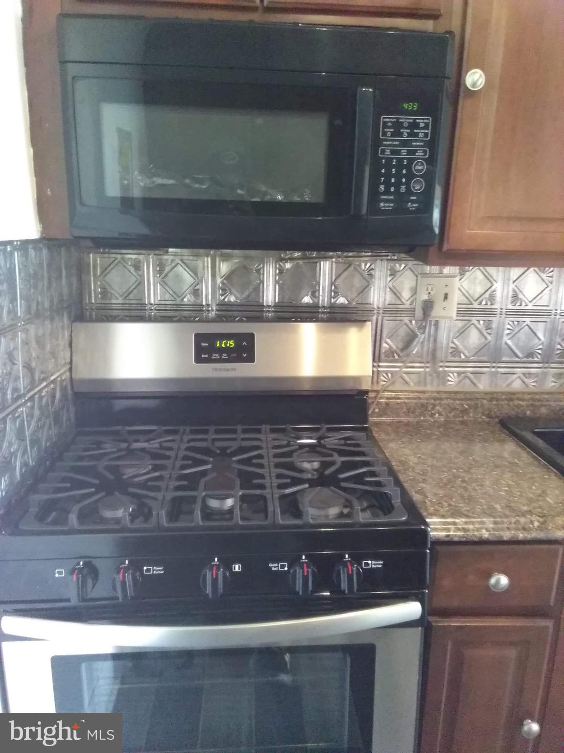 MARLOW TOWERS CONDOMINIUMS - Residential