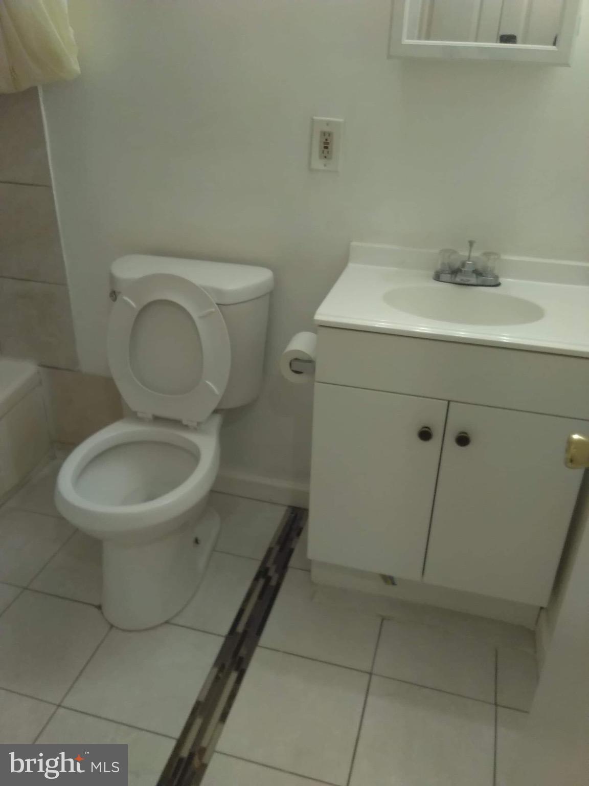 MARLOW TOWERS CONDOMINIUMS - Residential