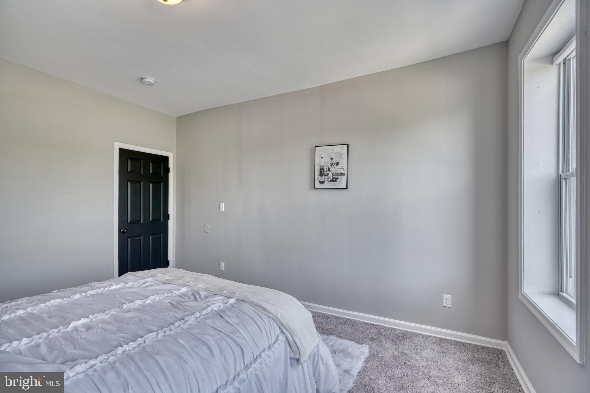 PARK CIRCLE - Residential