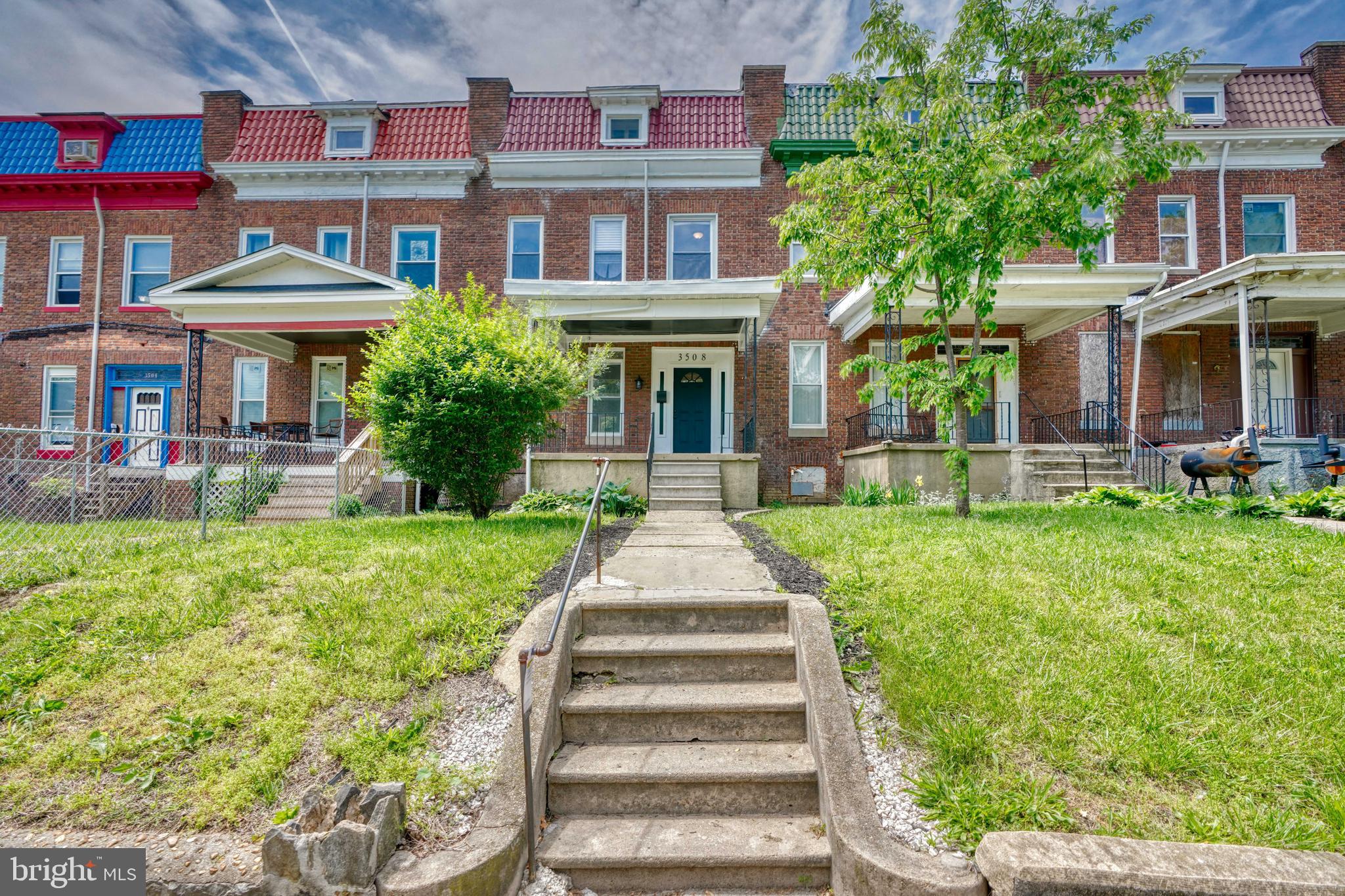 PARK CIRCLE - Residential