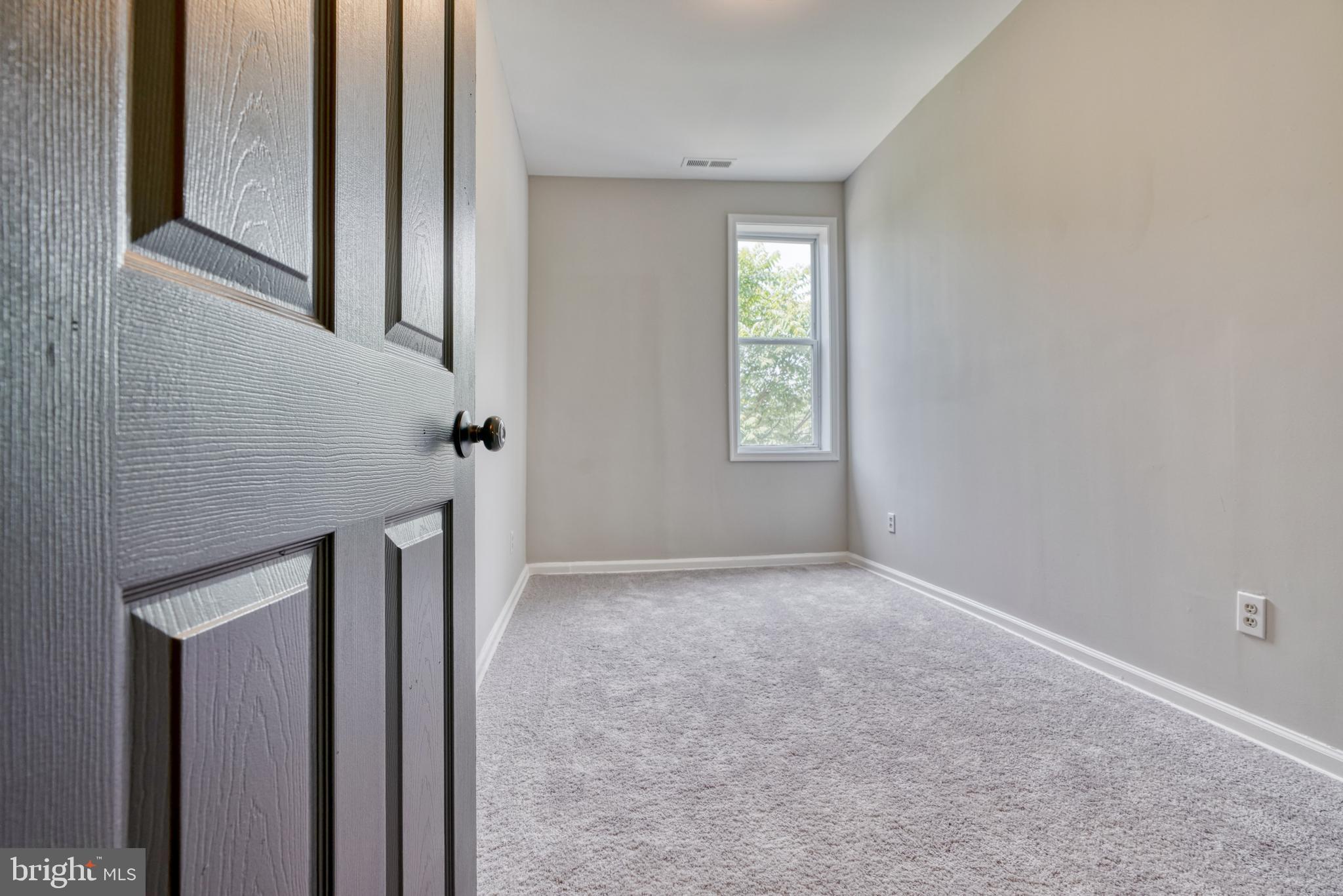 PARK CIRCLE - Residential