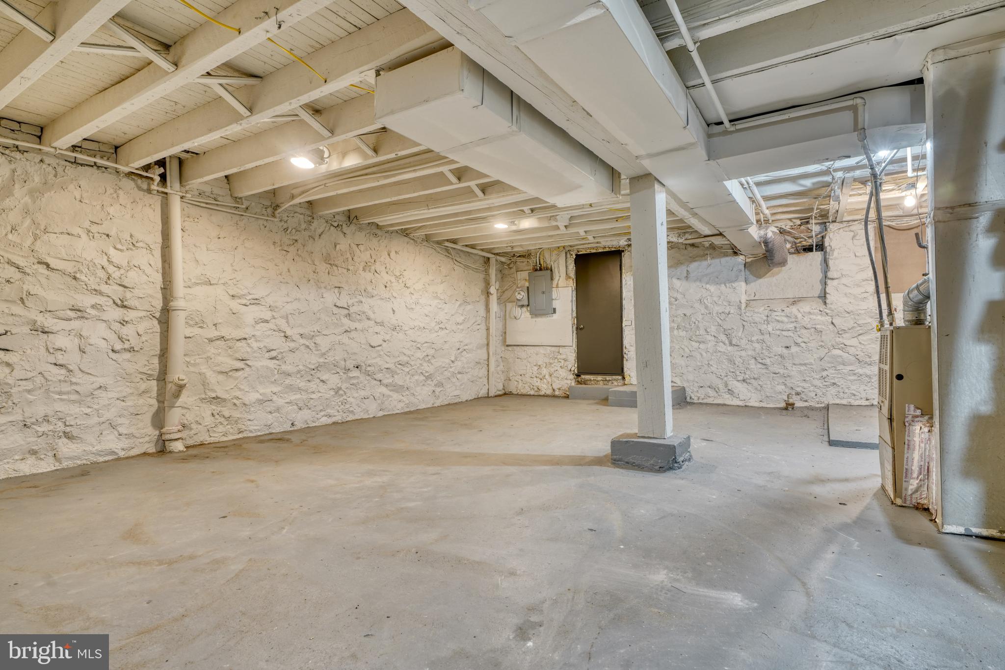 PARK CIRCLE - Residential