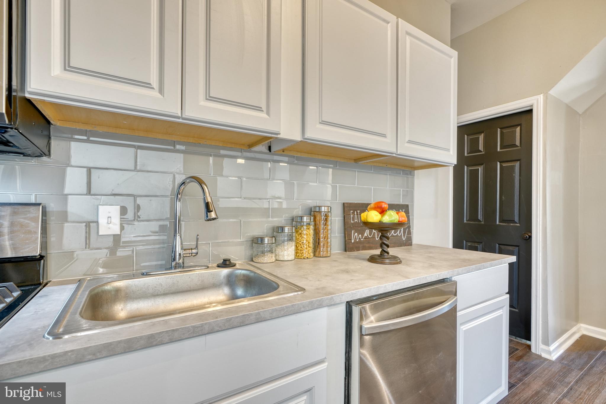 PARK CIRCLE - Residential