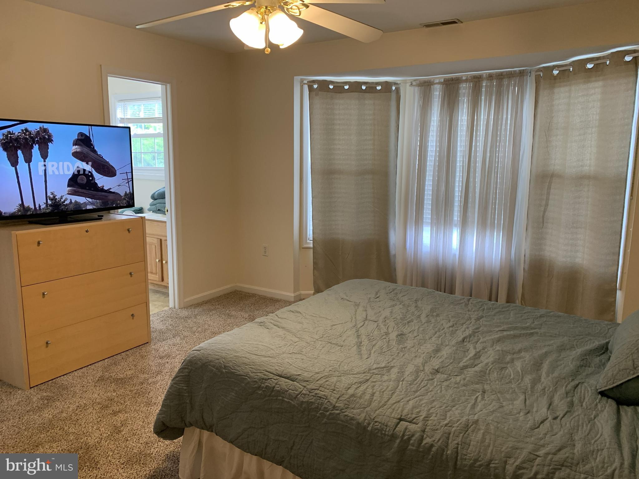 AMBER WOODS - Residential