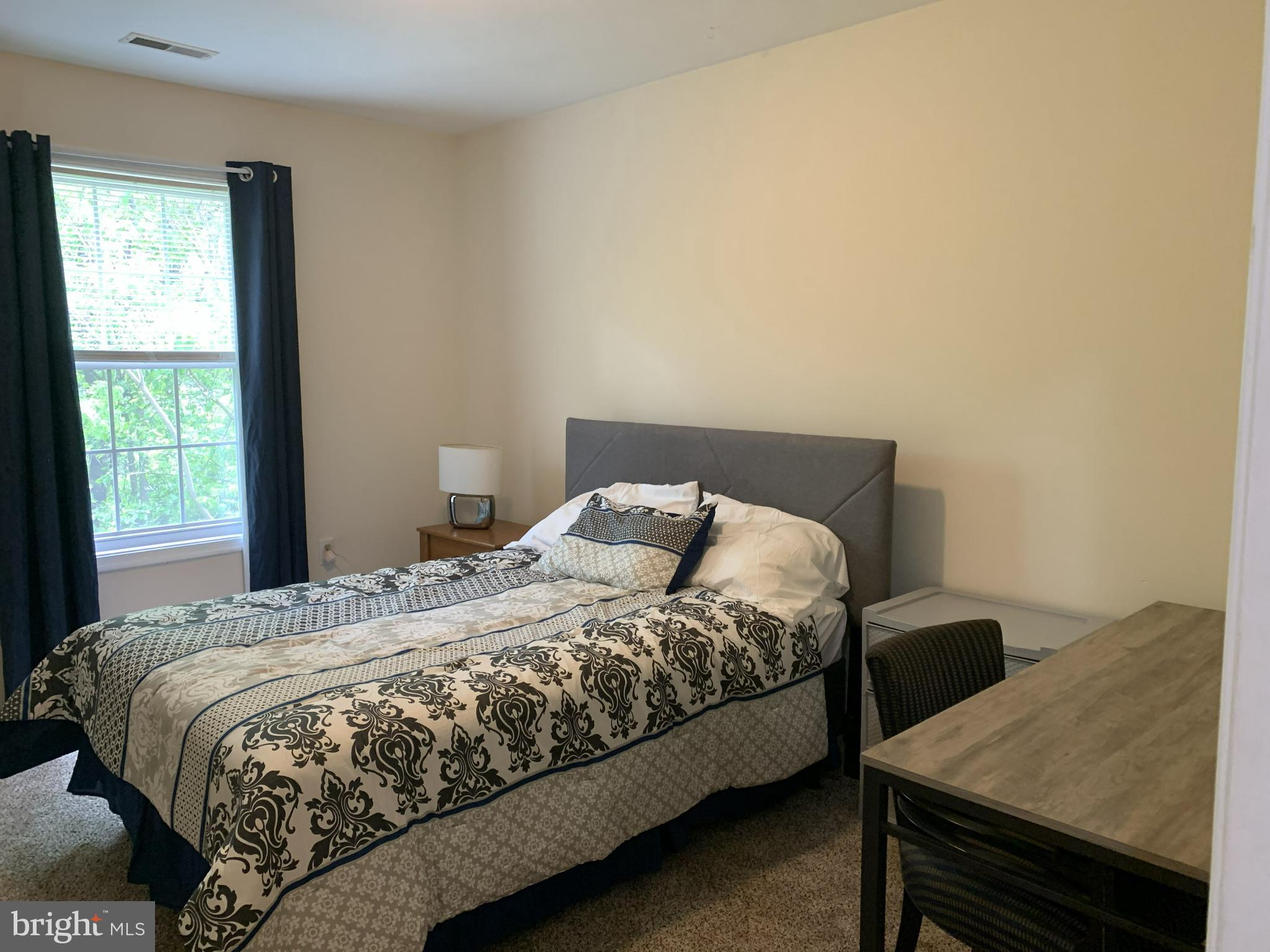 AMBER WOODS - Residential