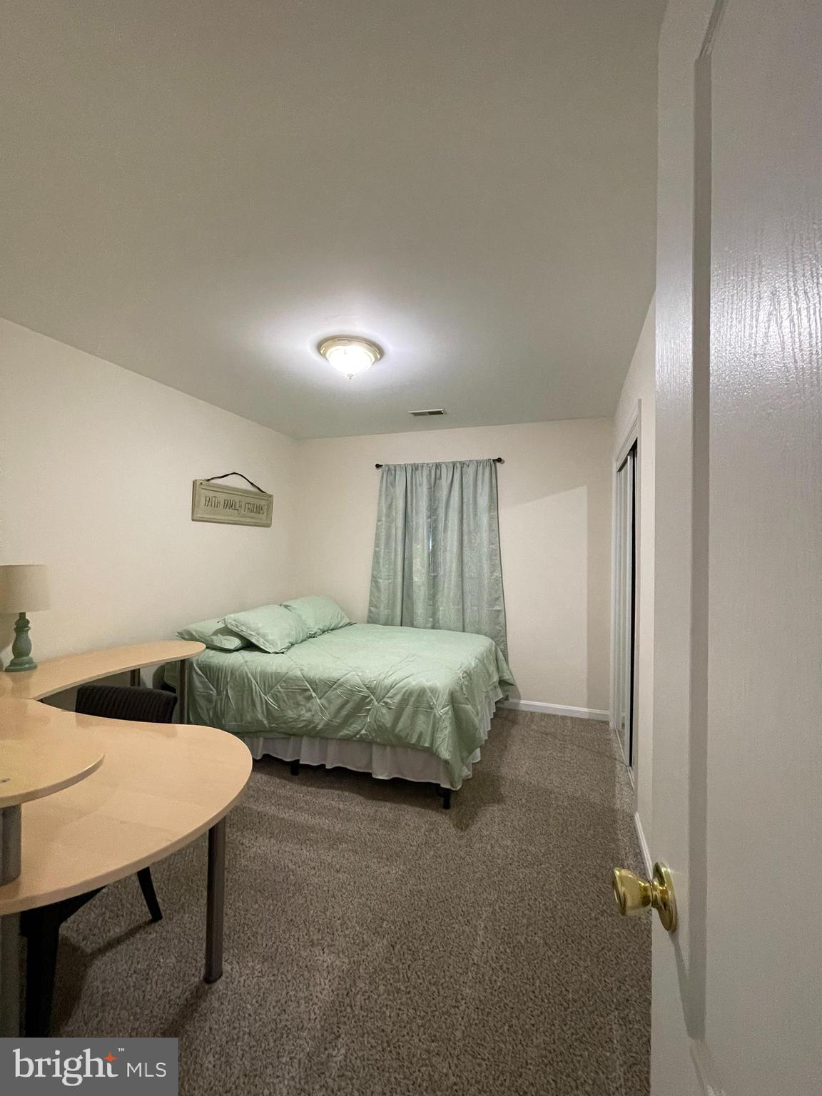 AMBER WOODS - Residential