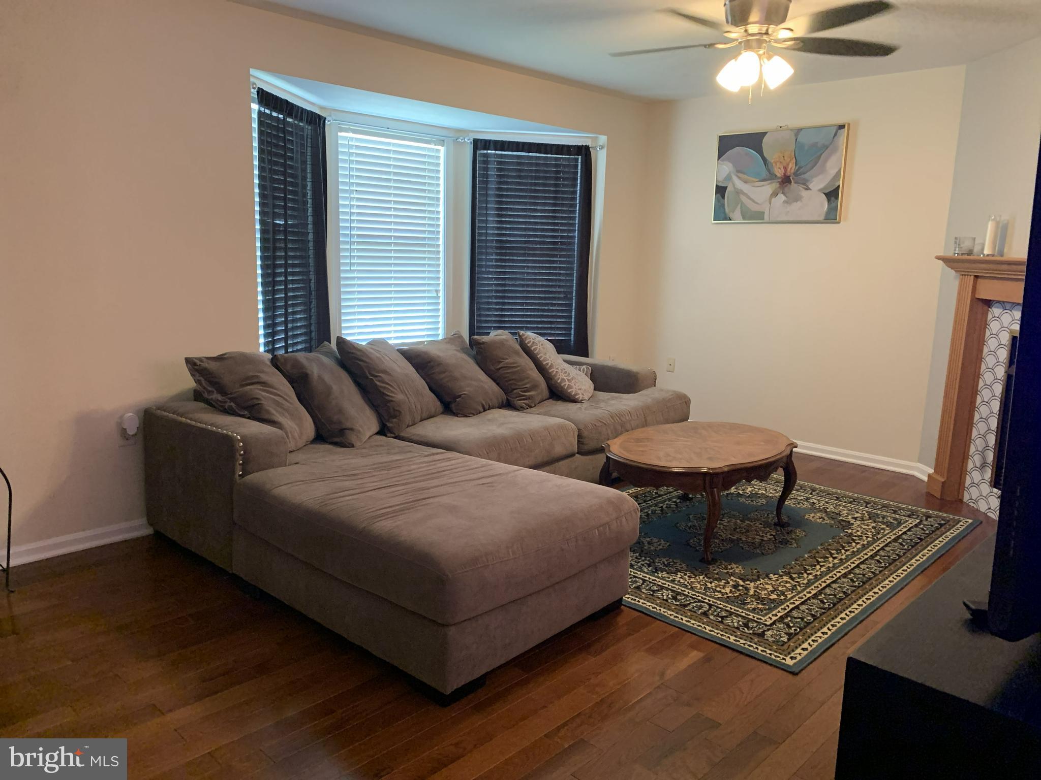 AMBER WOODS - Residential