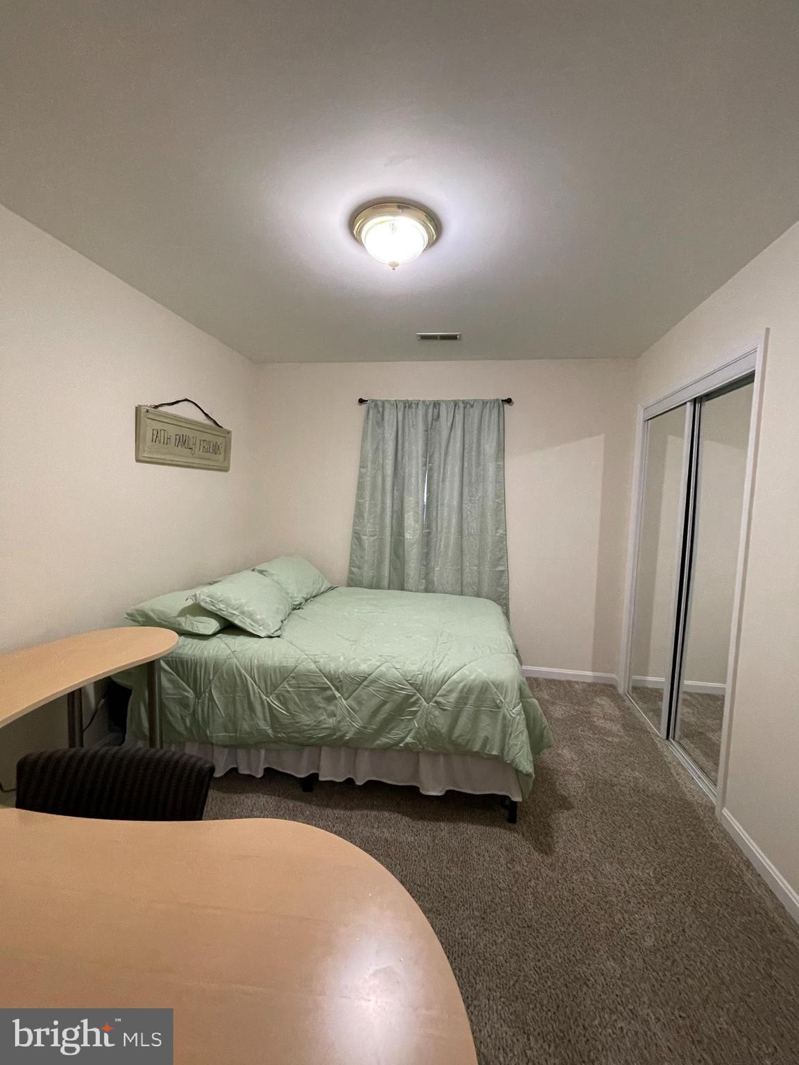 AMBER WOODS - Residential