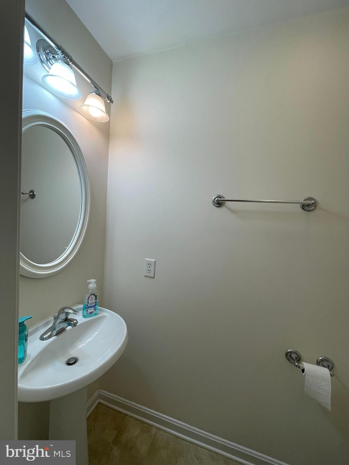 AMBER WOODS - Residential