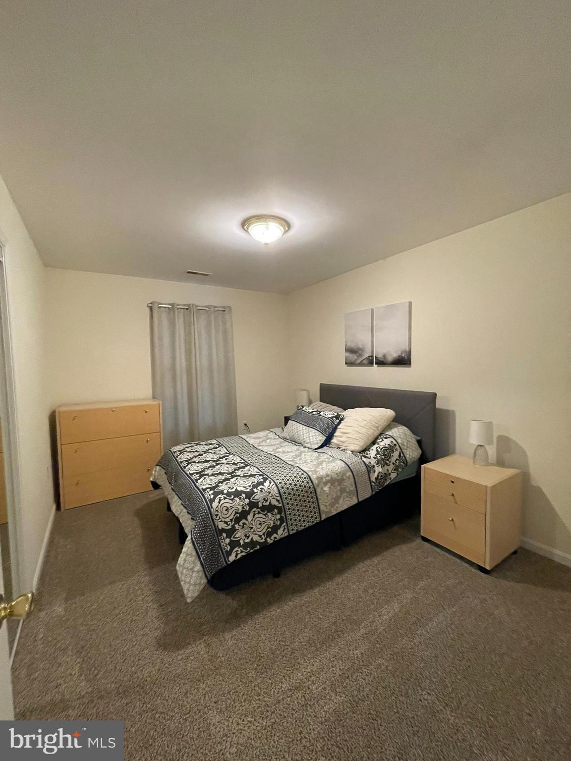 AMBER WOODS - Residential