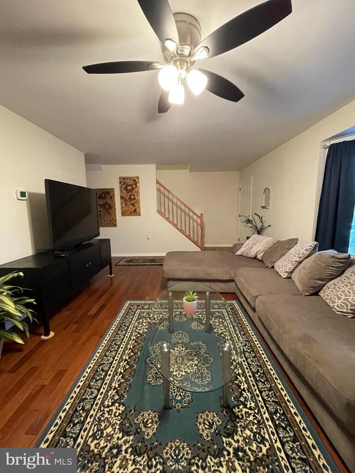 AMBER WOODS - Residential