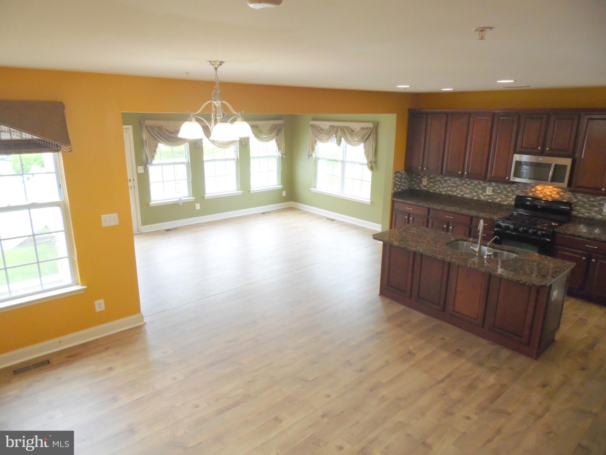 MONMOUTH MEADOWS - Residential Lease