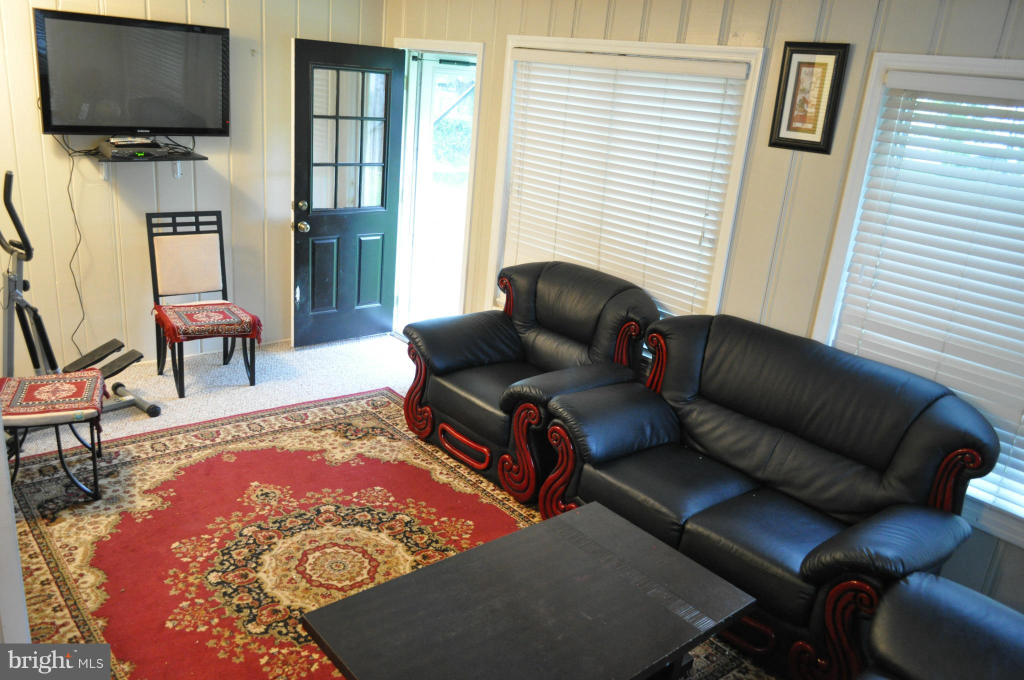 PIMMIT HILLS - Residential