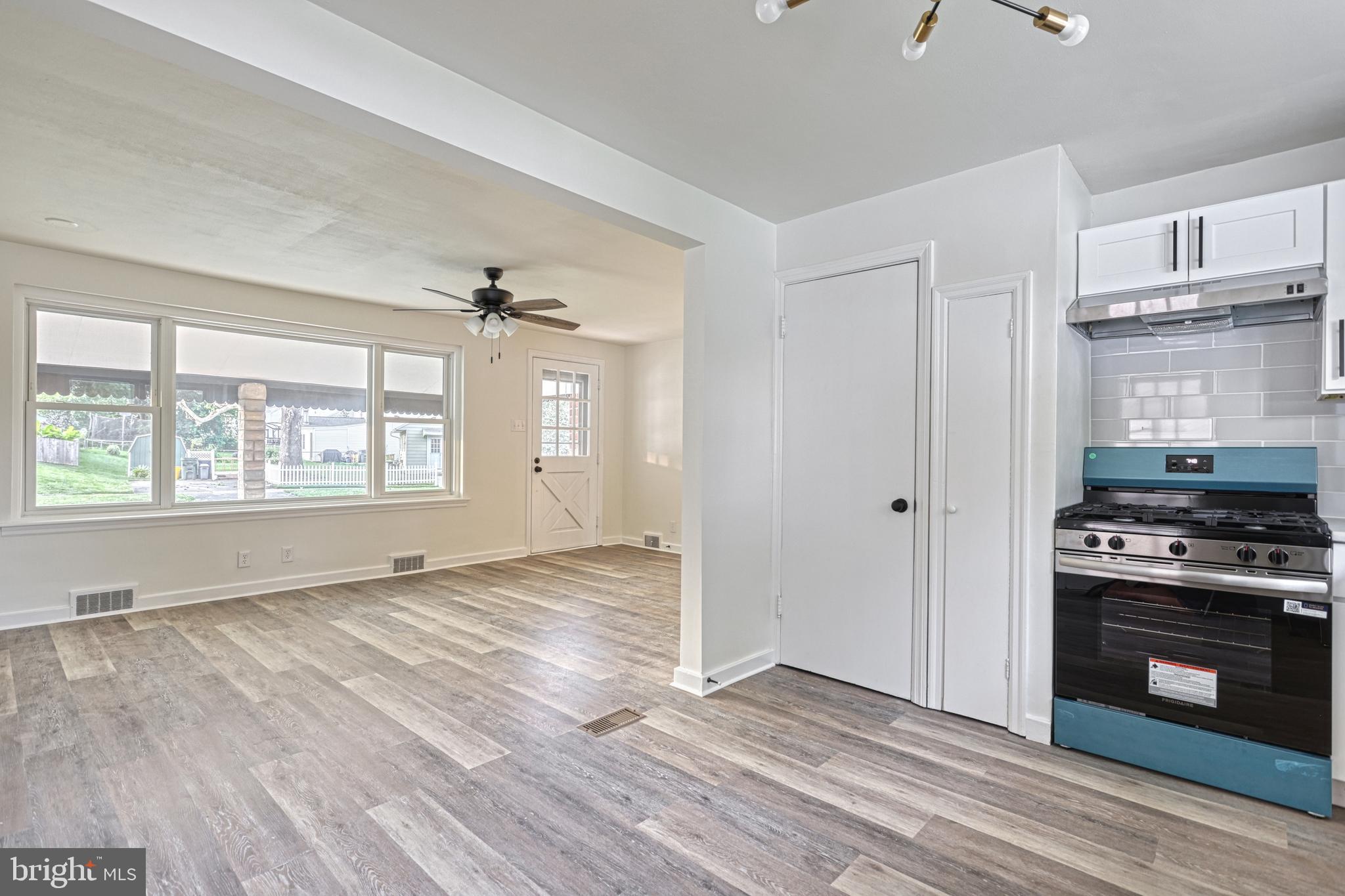 CUMBERLAND PARK - Residential