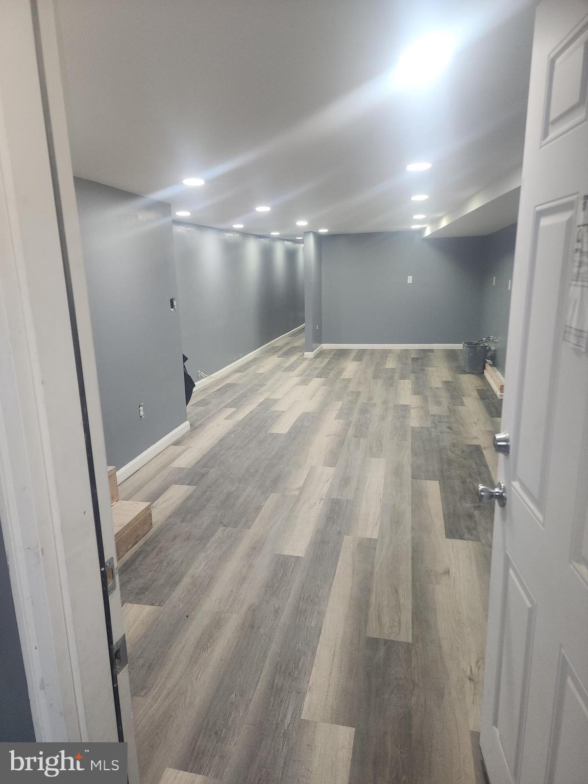 - Commercial Lease