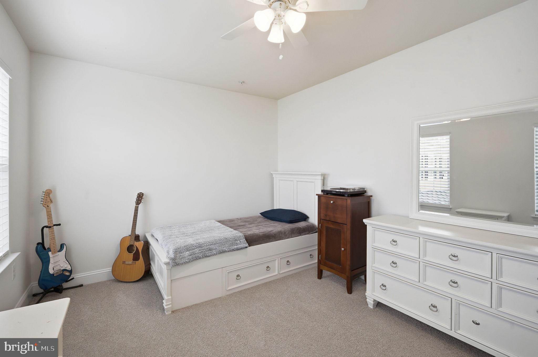 GIBSONS GRANT - Residential