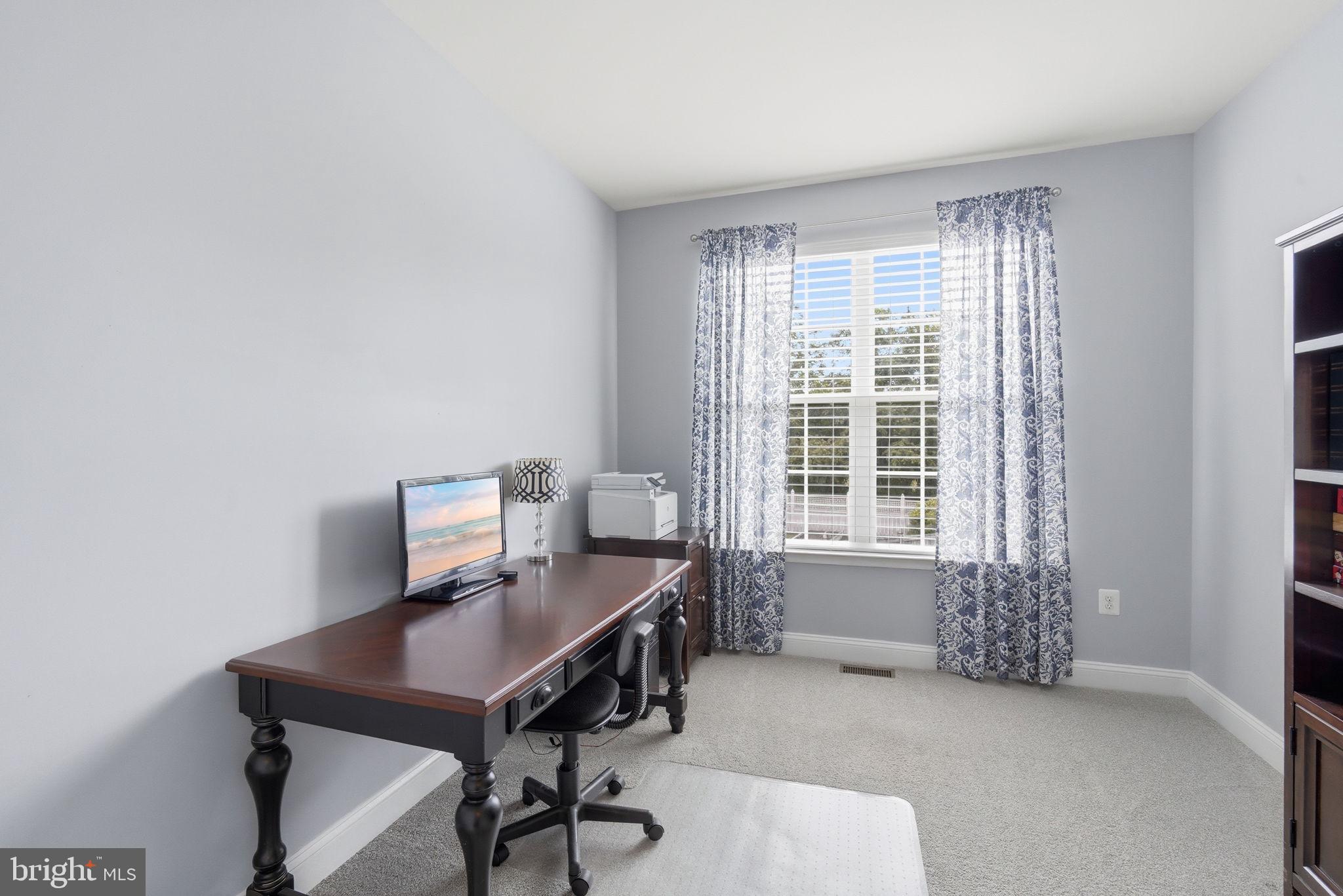 GIBSONS GRANT - Residential