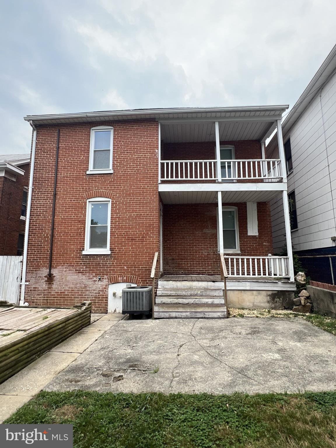 43 S EAST STREET