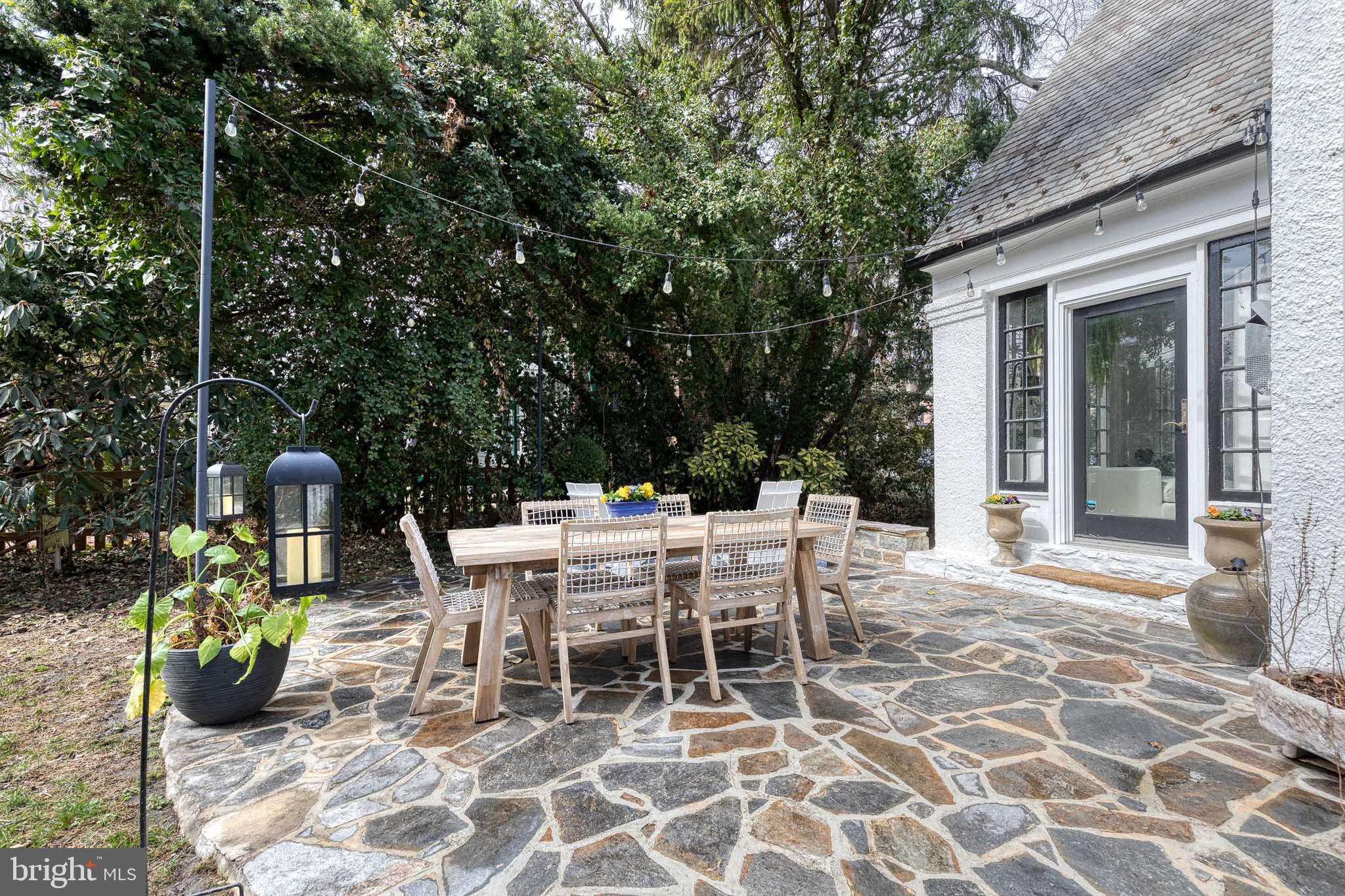 HOMELAND HISTORIC DISTRICT - Residential