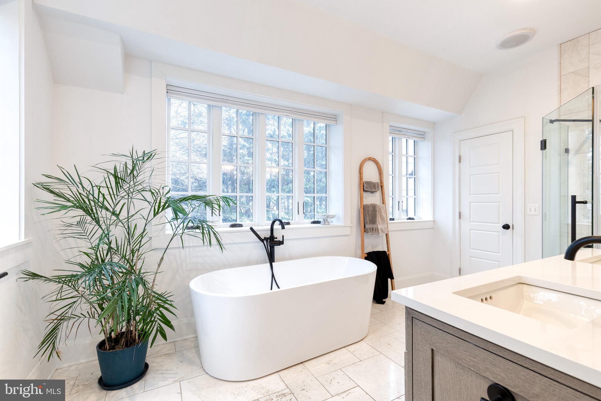 HOMELAND HISTORIC DISTRICT - Residential