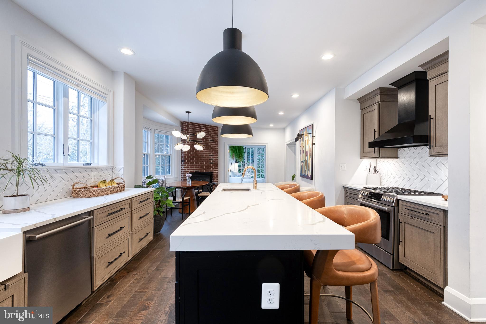 HOMELAND HISTORIC DISTRICT - Residential