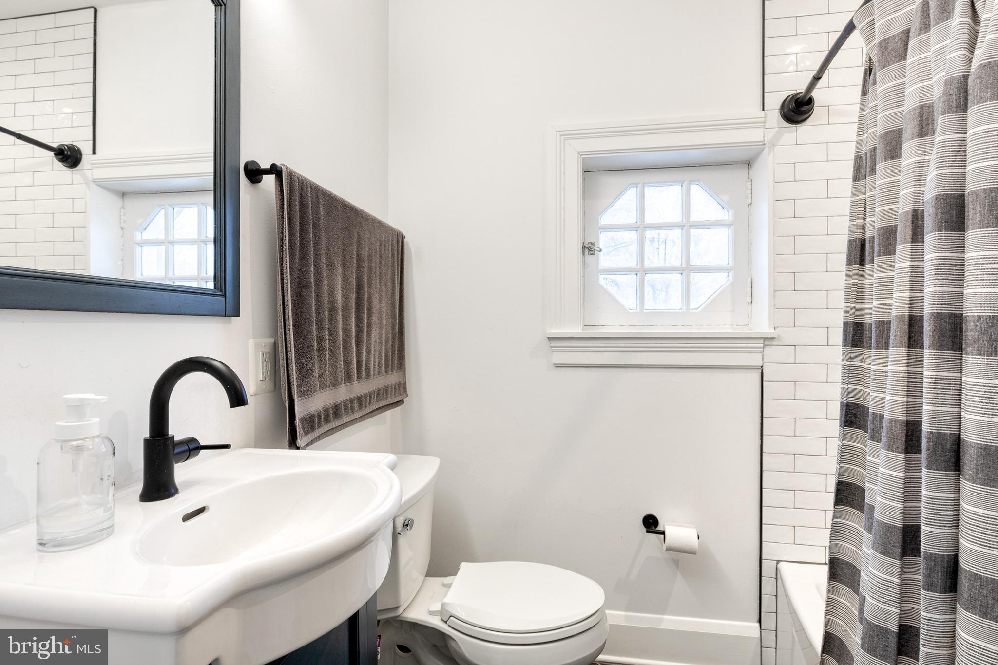 HOMELAND HISTORIC DISTRICT - Residential