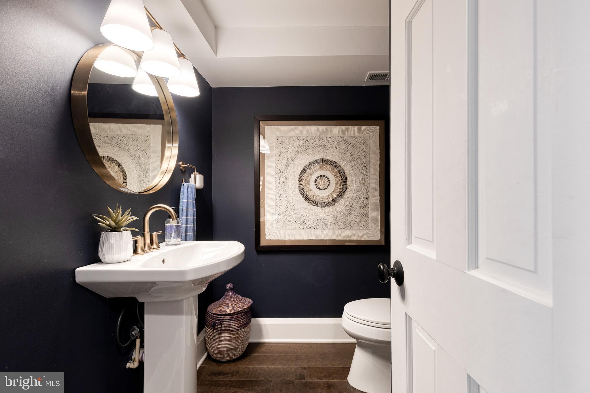 HOMELAND HISTORIC DISTRICT - Residential