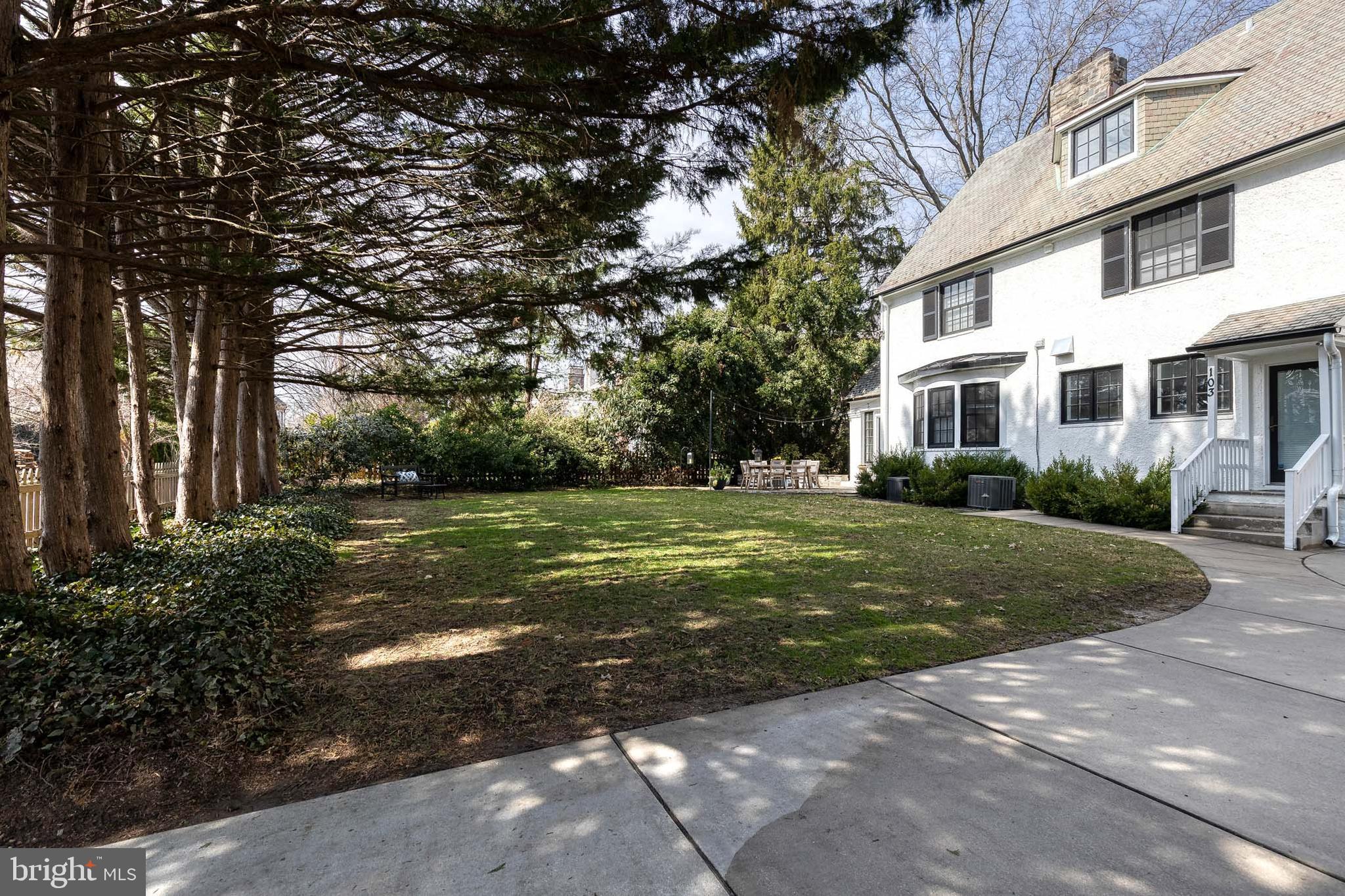 HOMELAND HISTORIC DISTRICT - Residential