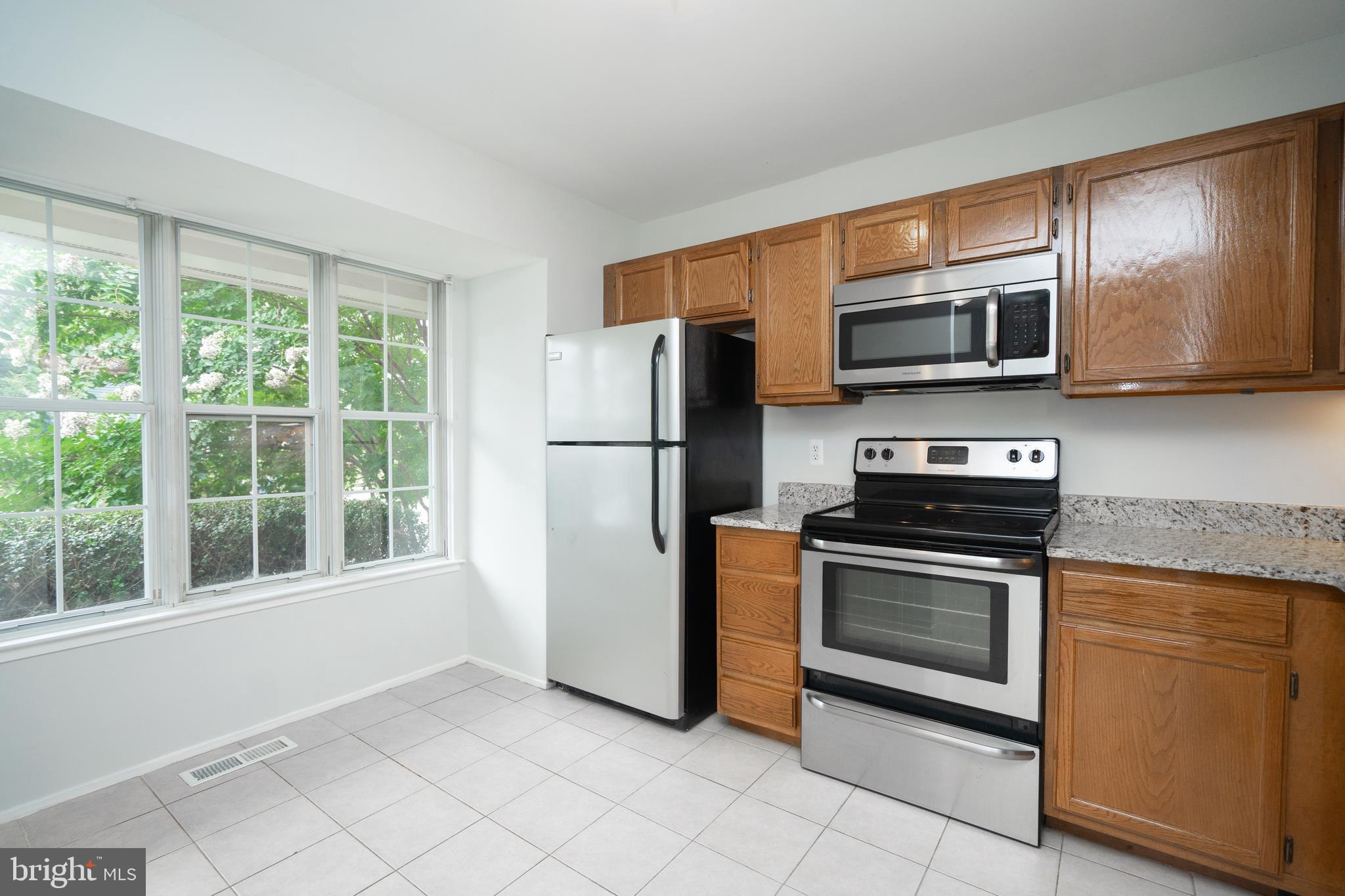 VILLAGES OF MOUNT VERNON - Residential