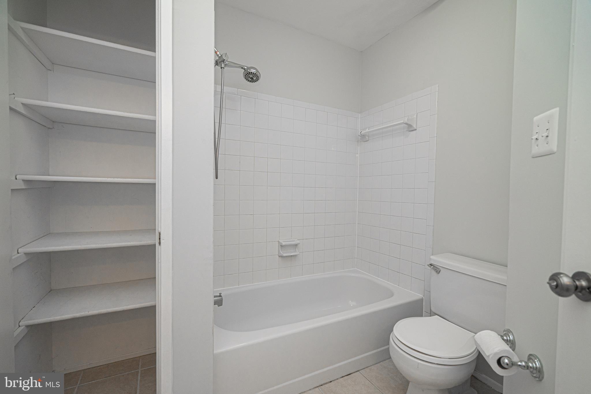 VILLAGES OF MOUNT VERNON - Residential