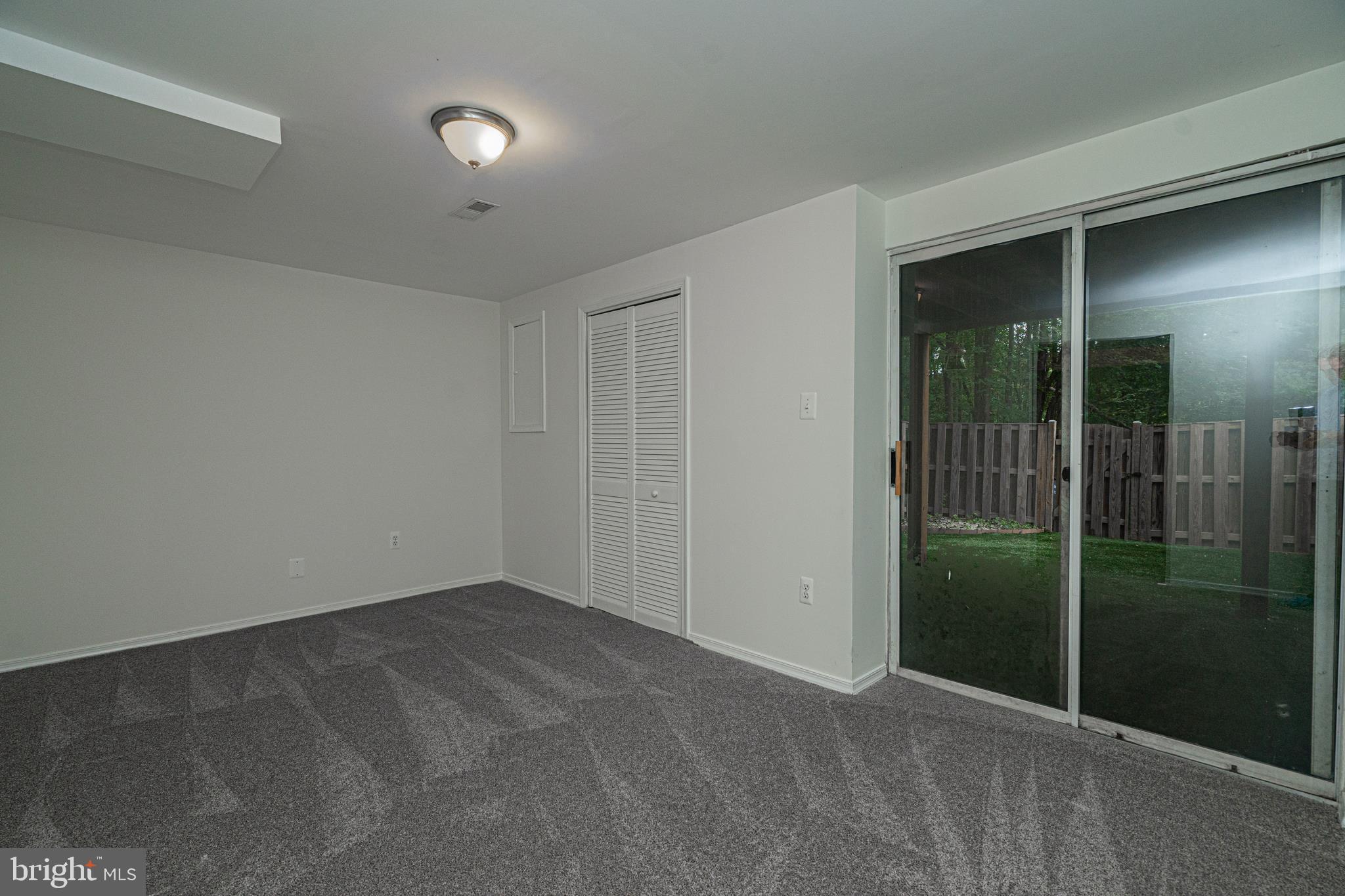 VILLAGES OF MOUNT VERNON - Residential