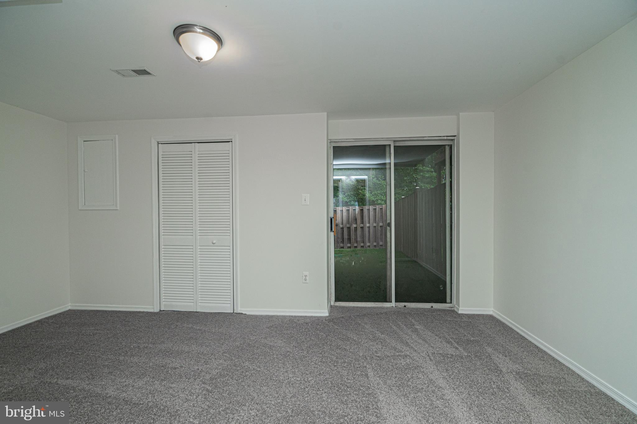 VILLAGES OF MOUNT VERNON - Residential