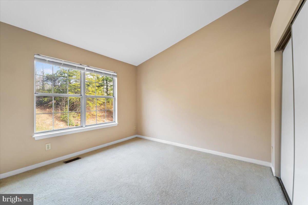 SPRINGHILL TOWNHOME - Residential